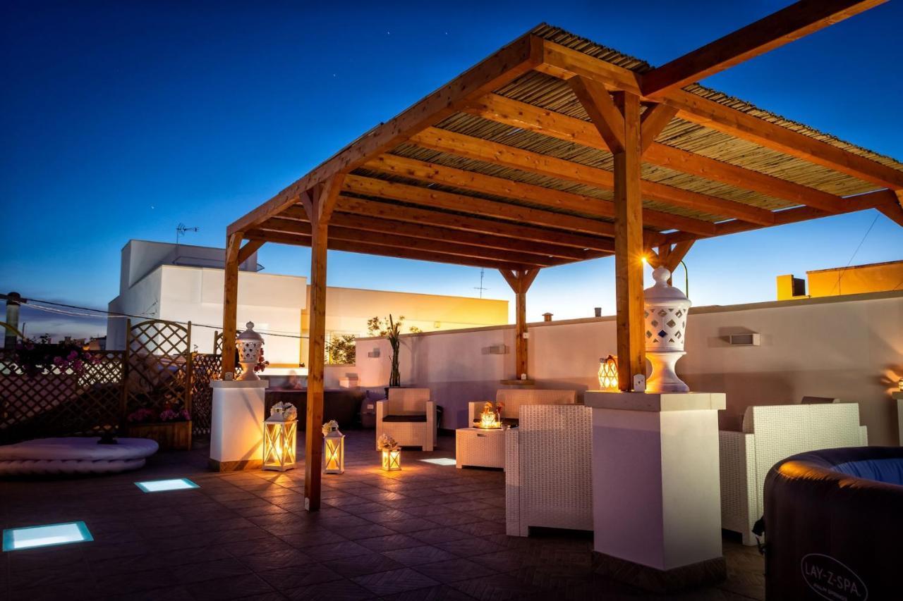 Le Colonne Bed & Breakfast Racale Exterior photo